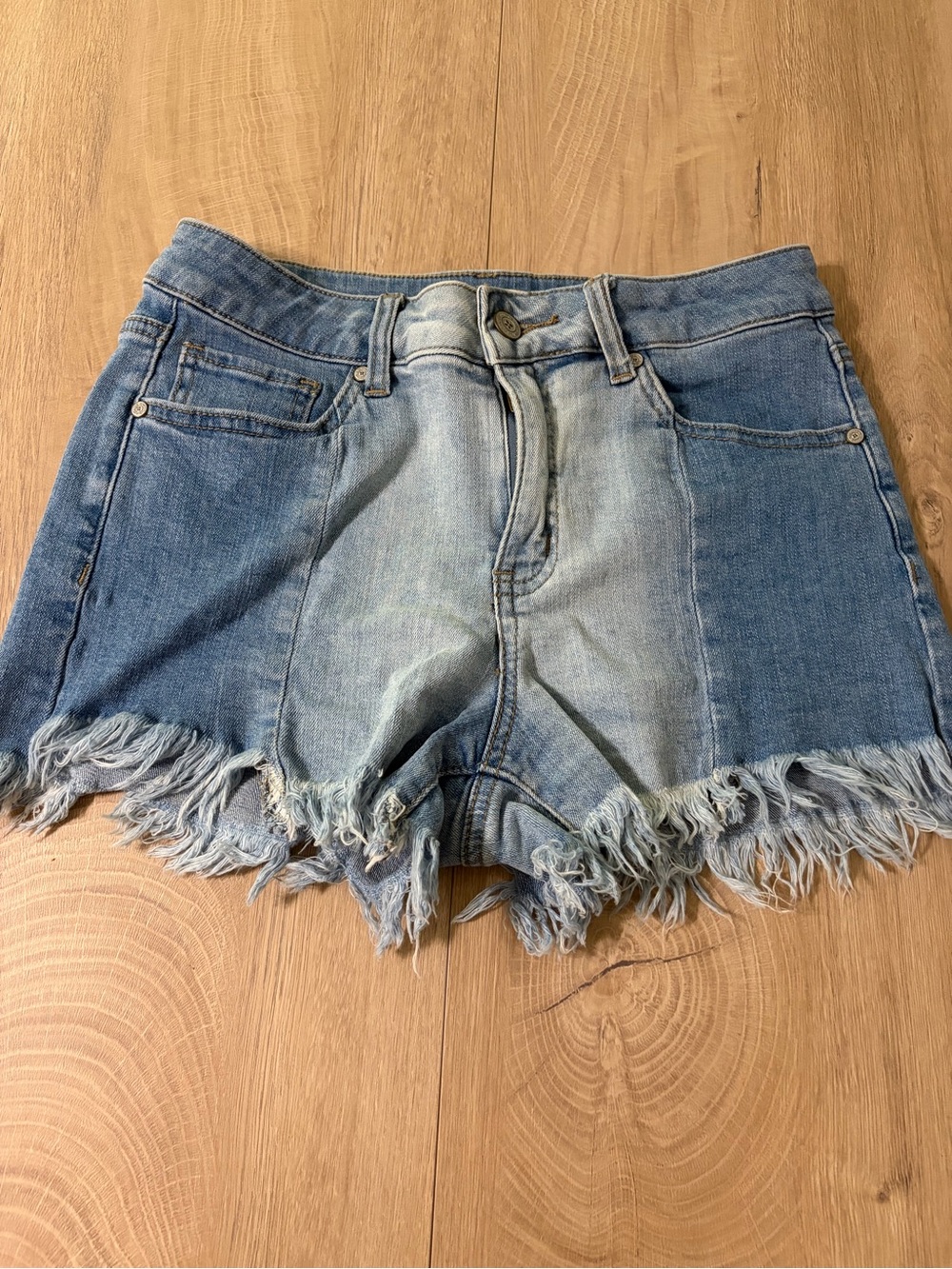 Altard State Denim Frayed Hem Women’s Shorts - Light Blue